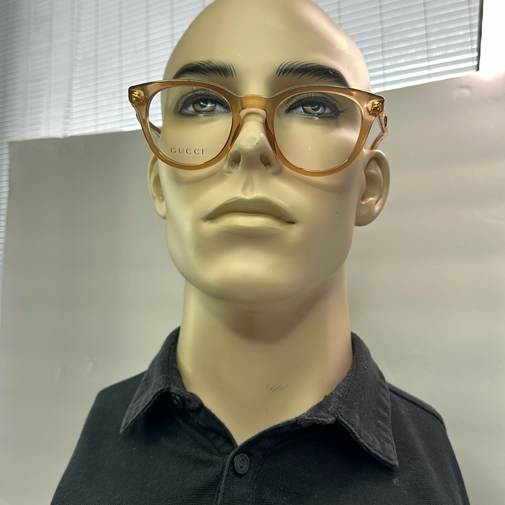 New Authentic Gucci GG0937O Designer Cat-Eye Eyeglasses for Men – Vibrant Orange